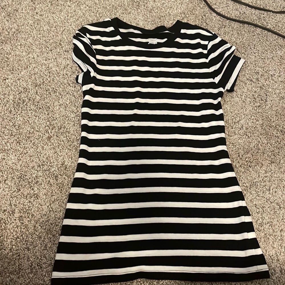 striped t shirt